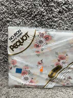 Vintage Pequot Springtime No-Iron Luxury Muslin Twin Flat Sheet NOS